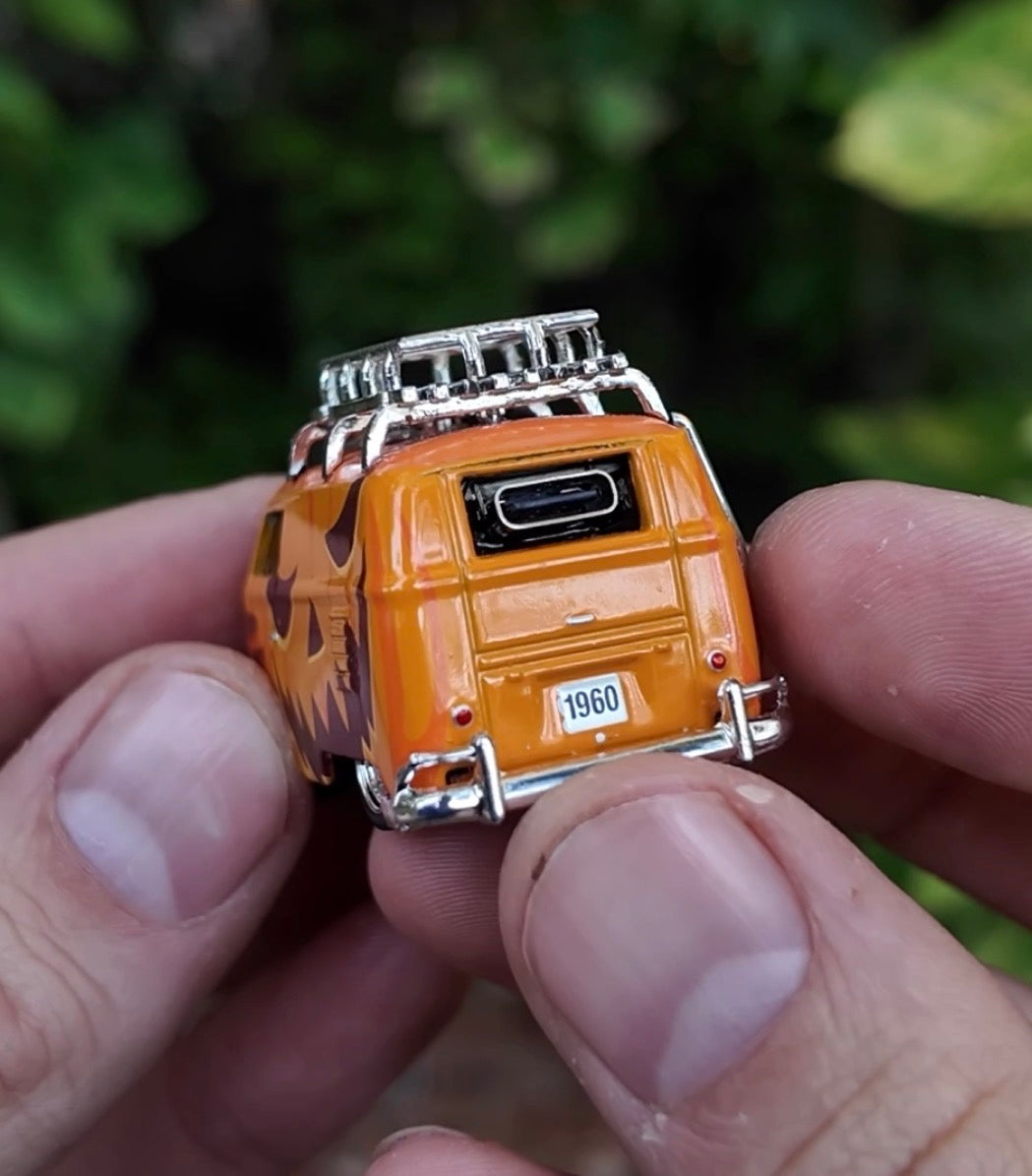 M2 Markchines™ 510 MULTITOOL – PEN PALS™ COLLECTION Pumpkini