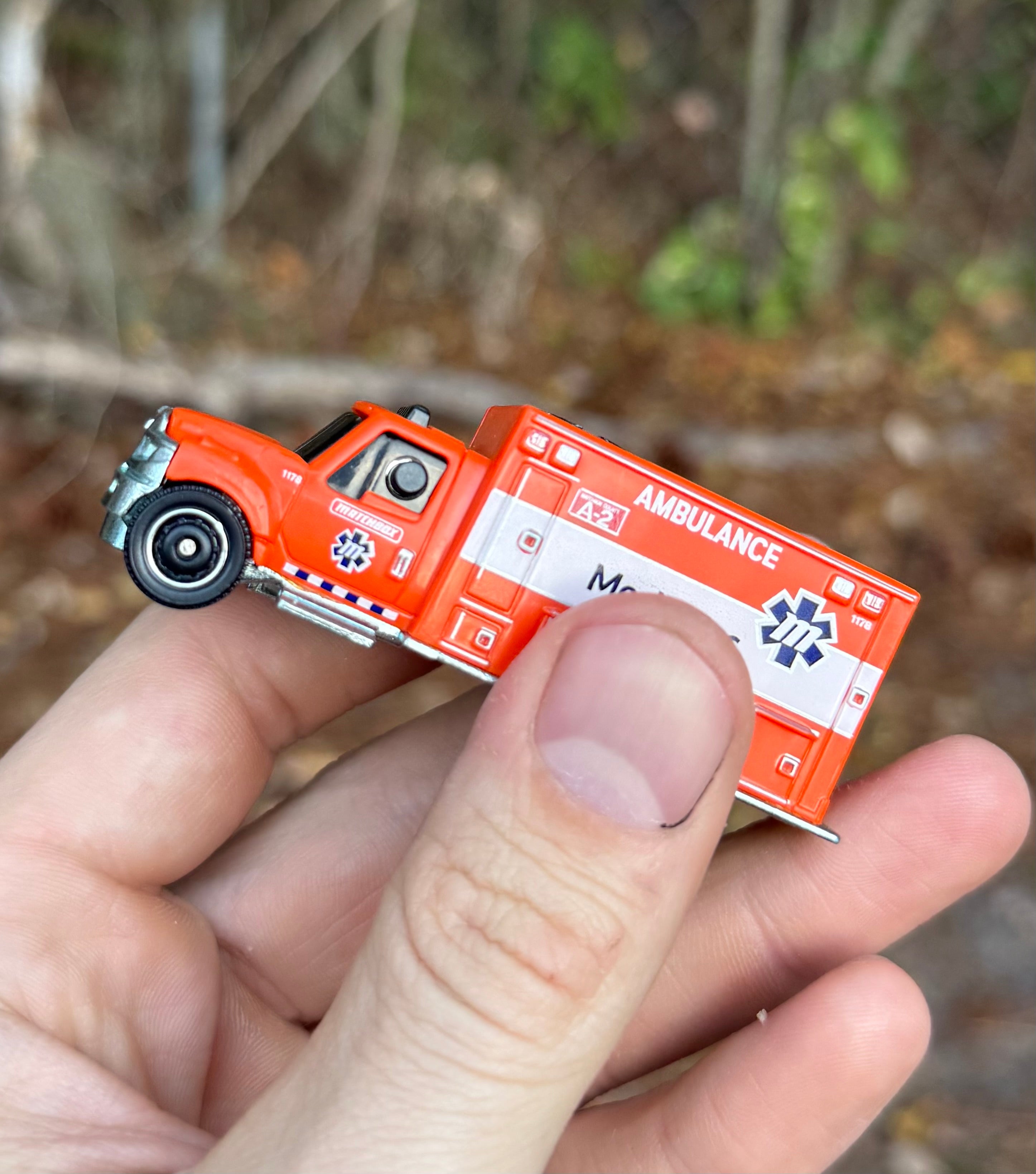 ORANGE Ambulance CARTBOX™  510 MULTITOOL – PEN PALS™ COLLECTION