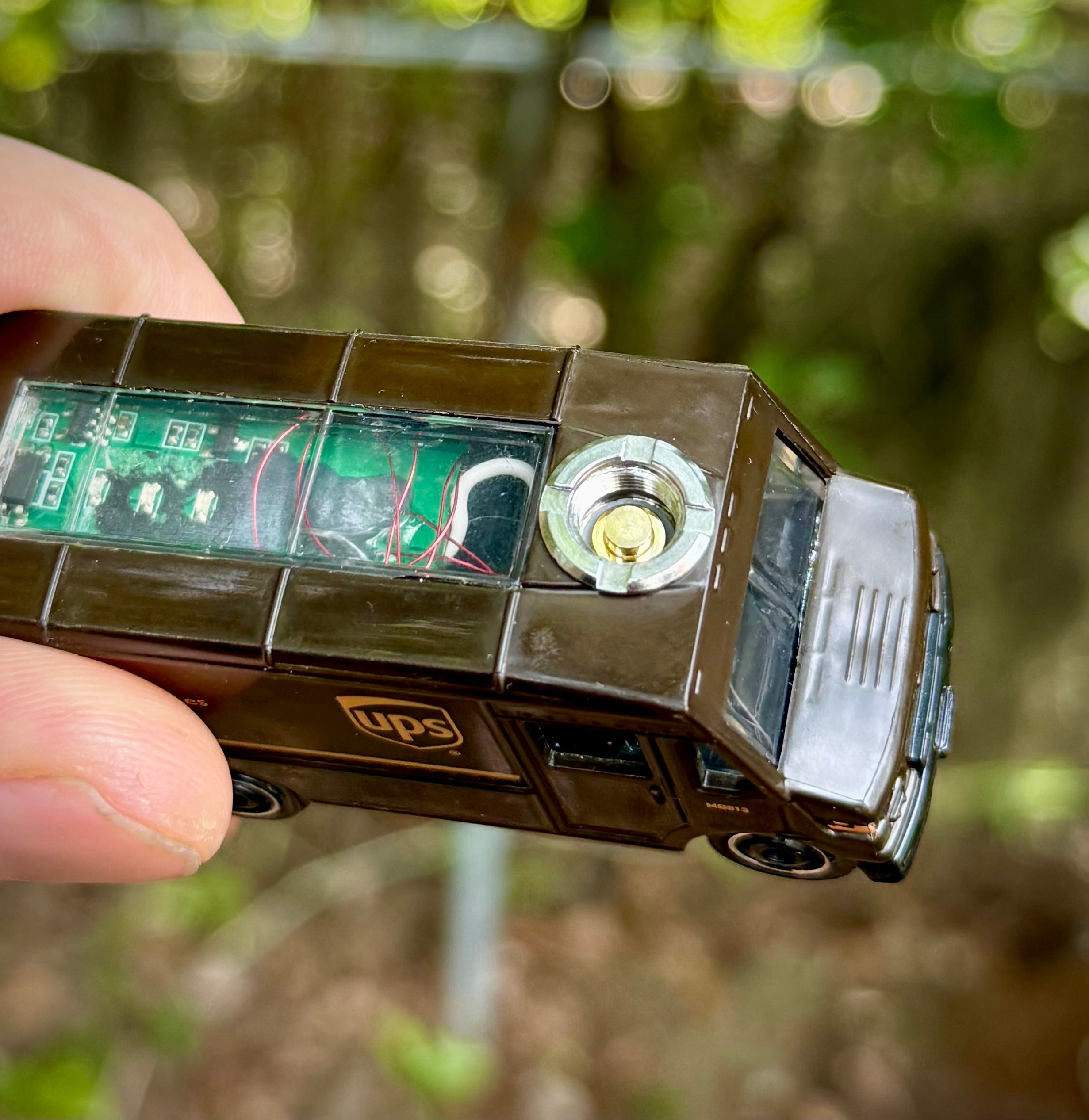 UPS TRUCK - CARTBOX™ 510 MULTITOOL – PEN PALS™ COLLECTION