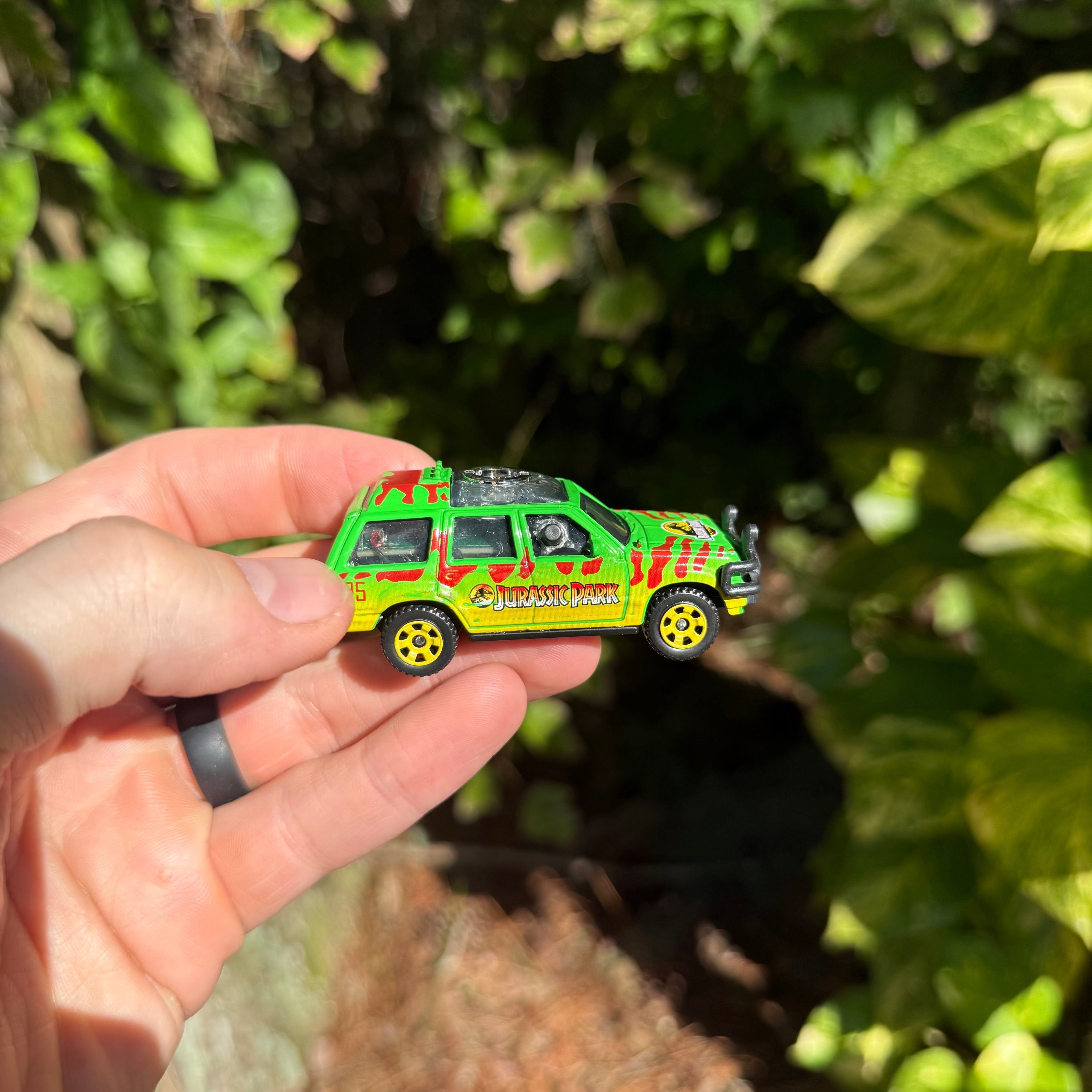 Jurassic Cart™ 510 MULTITOOL – PEN PALS™ COLLECTION Ford Explorer Colorful