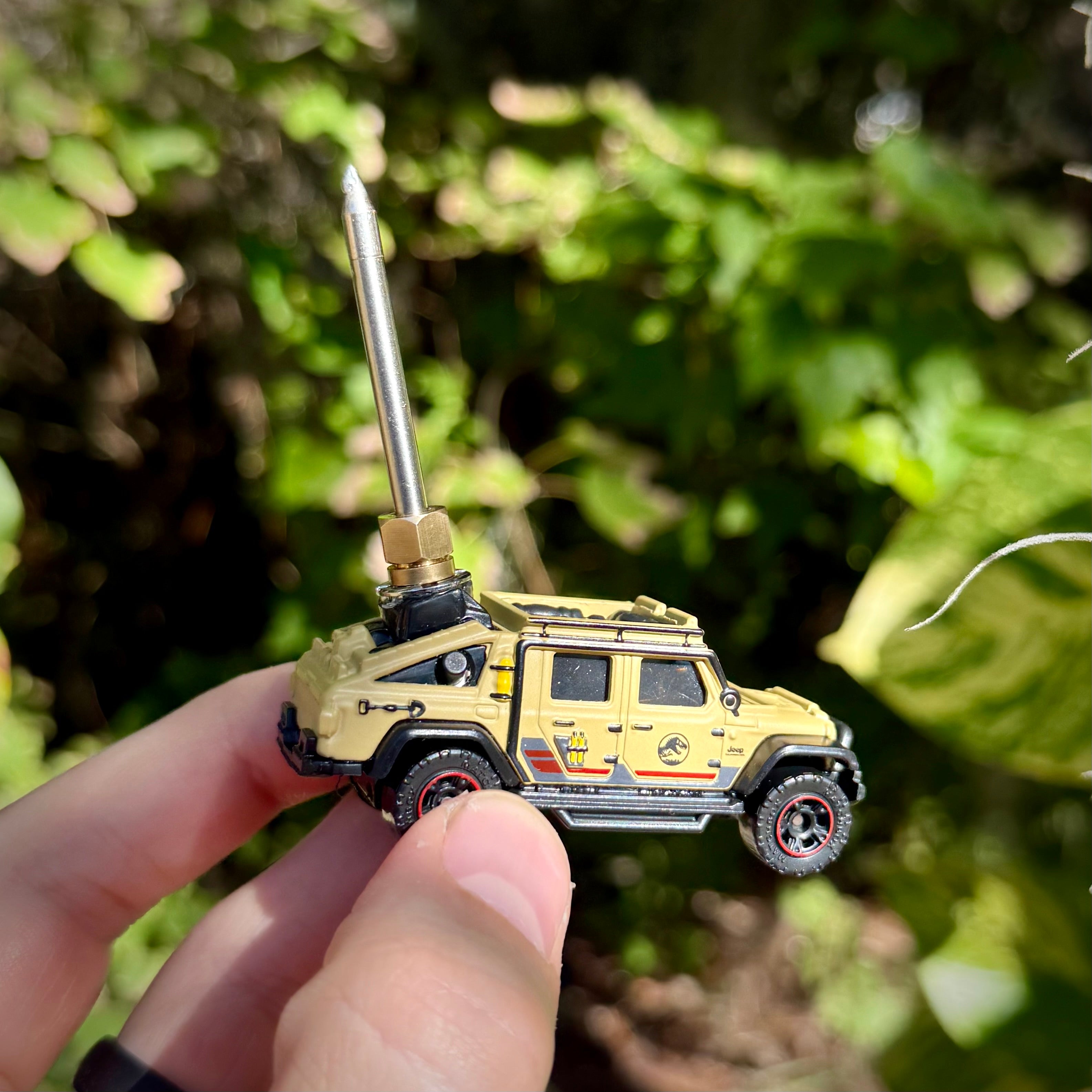 Jurassic Cart™ 510 MULTITOOL – PEN PALS™ COLLECTION JEEP GLADIATOR