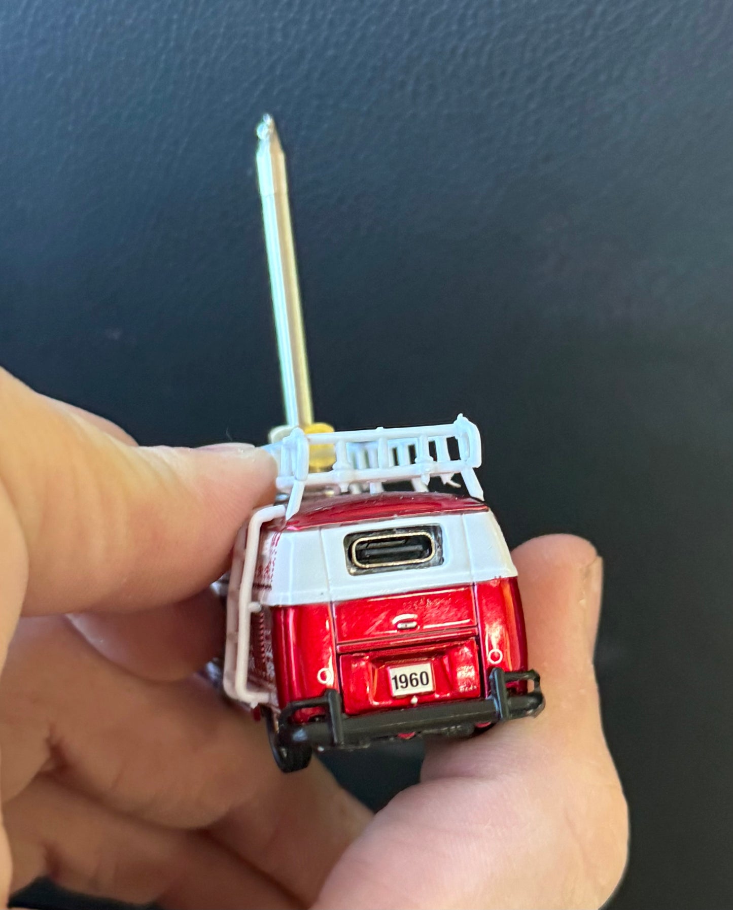 M2 Markchines™ 510 MULTITOOL – PEN PALS™ COLLECTION VW COKE XMAS