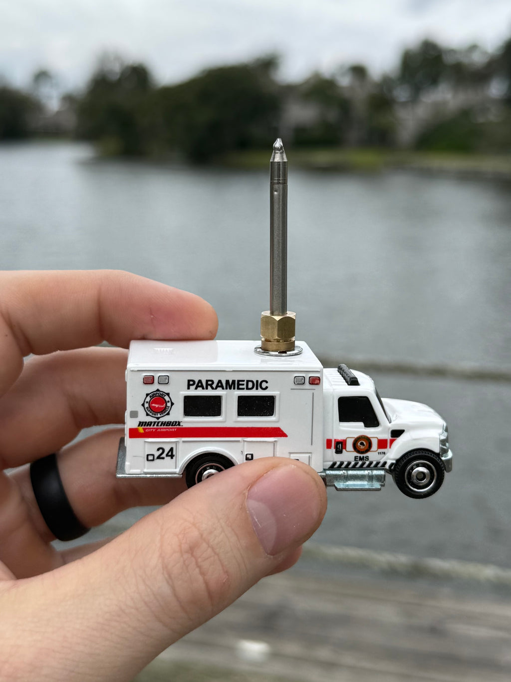 Ambulance CARTBOX™ “Bro Makes Trash 510 MULTITOOL – PEN PALS™ COLLECTION