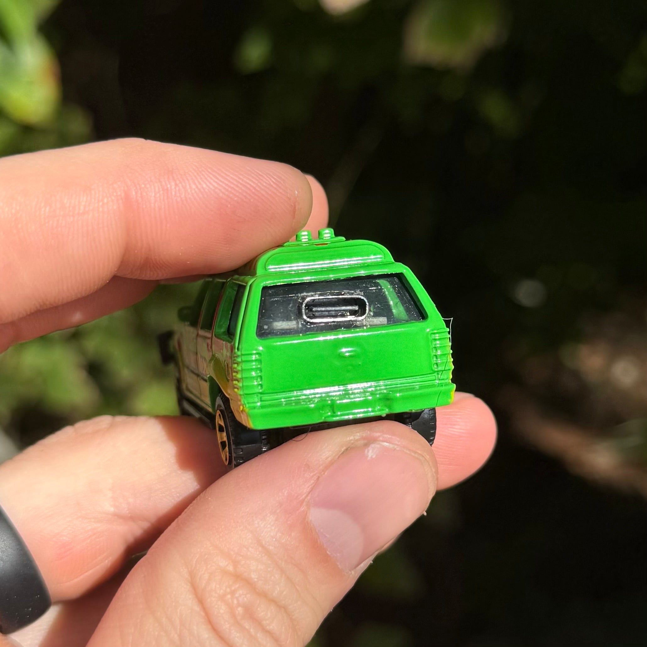 Jurassic Cart™ 510 MULTITOOL – PEN PALS™ COLLECTION Ford Explorer Colorful