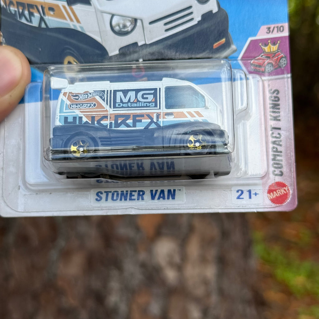 POTWHEELS™ – WHITE VAN